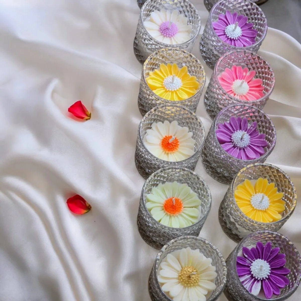 Blooming Daisy Scented Soy Wax Candle - Pack of 1