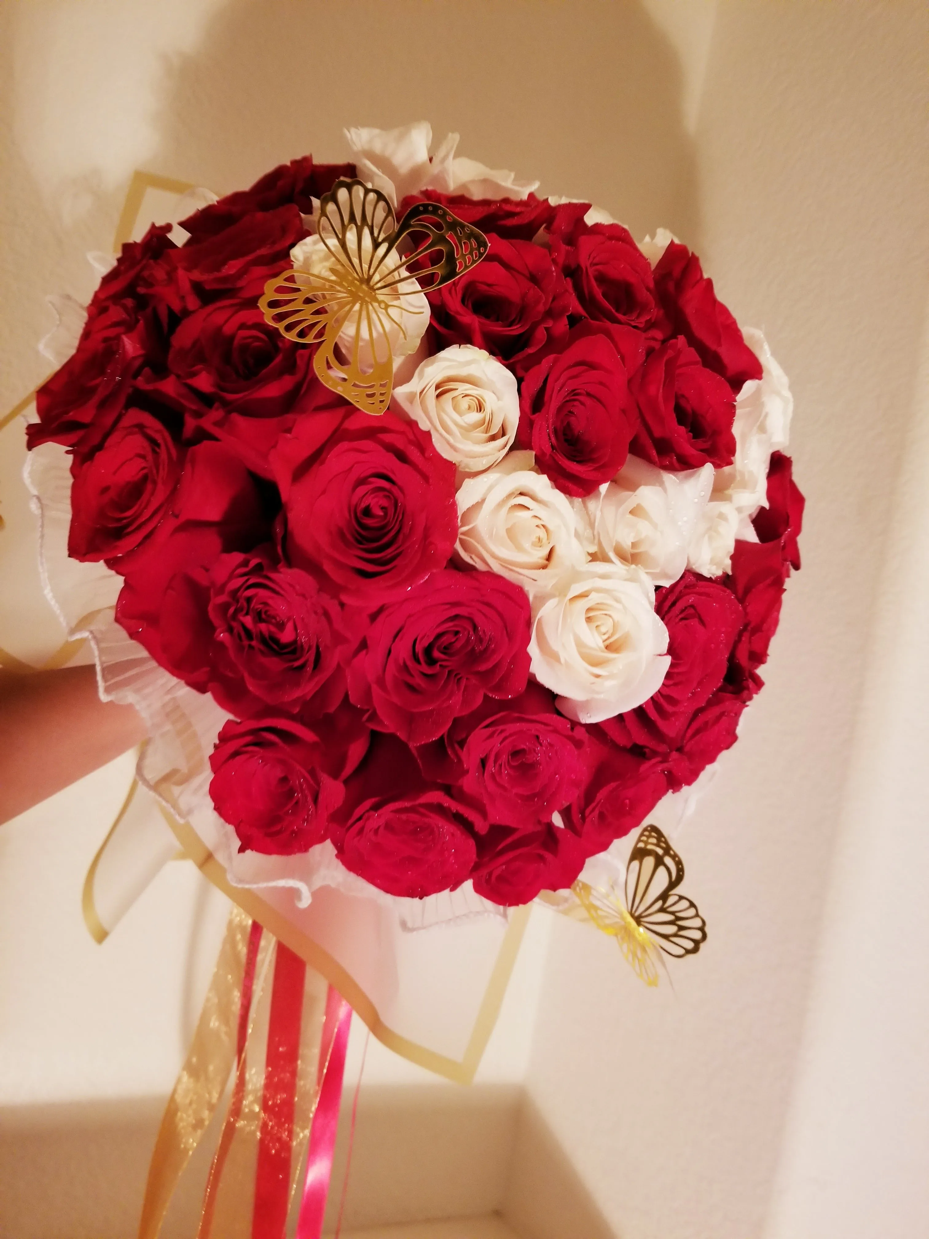 Heart Shape Fragrant Red Roses Bouquet