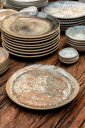 Light Moon Pebble Coupe Plate 25cm (Click & Collect)