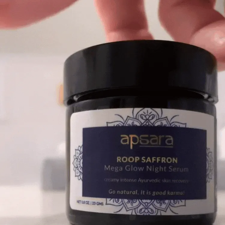 ROOP Saffron Day & Night Spotless Glow Duo (limited time 30% off)